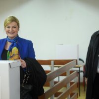 Zagreb: Aktualna predsjednica Grabar-Kitarović glasovala na predsjedničkim izborima