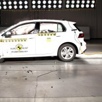 Volkswagen Golf - Frontal Offset Impact test 2019