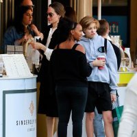 Angelina Jolie s djecom