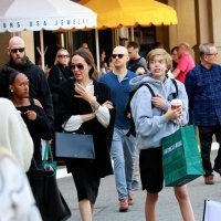 Angelina Jolie s djecom