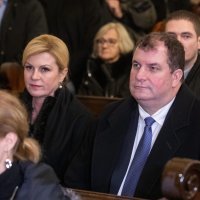 Kolinda Grabar Kitarović sa suprugom Jakovom na polnoćki