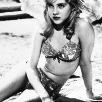 Sue Lyon