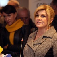 Split: Kolinda Grabar Kitarović obratila se građanima i javnosti na skupu u hotelu Cornaro