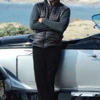 Pierce Brosnan i Keely Shay Smith