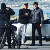 Pierce Brosnan i Keely Shay Smith