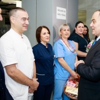 Split: Župan Blaženko Boban posjetio je splitsko rodilište gdje je rođena prva beba u 2020. godini