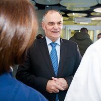 Split: Župan Blaženko Boban posjetio je splitsko rodilište gdje je rođena prva beba u 2020. godini