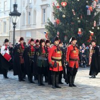Zagreb: Počasna satnija Kravat pukovnije na novogodišnjoj Smjeni straže na Trgu svetog Marka