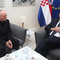 Andrej Plenković primio monsinjora Antuna Škvorčevića