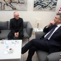 Andrej Plenković primio monsinjora Antuna Škvorčevića