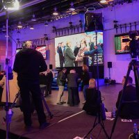 Praćenje izbornih rezultata iz stožera Kolinde Grabar Kitarović