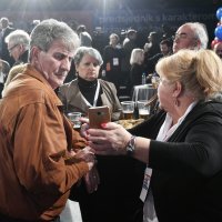 Praćenje rezultata za izbor predsjednika RH u stožeru Zorana Milanovića