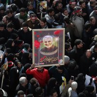 Sprovod iranskog generala Kasana Sulejmanija