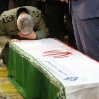 Sprovod ubijenoga vojnog zapovjednika Kasema Sulejmanija