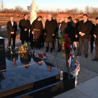 Donja Mahala: Otkrivanje poprsja Ive Gregurevića i polaganje vijenca povodom godišnjice smrti