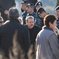 Pogreb Srđana Hrnića, bivšeg branitelja i umjetnika, sina Mila Hrnića