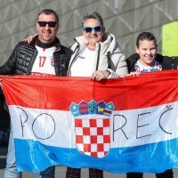 Hrvatski navijači u Grazu čekaju početak utakmice između Hrvatske i Bjelorusije