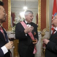 Veleposlanik Koreje Dong Chan Kim, Željko Reiner i ruski veleposlanik Anvar Azimov