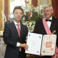 Veleposlanik Koreje Dong Chan Kim i Željko Reiner