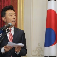 Veleposlanik Koreje Dong Chan Kim
