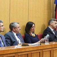 Rasprava o nepovjerenju ministrici Blaženki Divjak