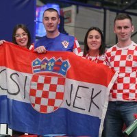 Beč: Hrvatski navijači polako pristižu u dvoranu Wiener Stadthalle