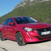 Peugeot 208 Allure BlueHDi 100 S&S