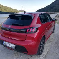 Peugeot 208 Allure BlueHDi 100 S&S