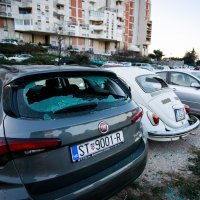 Oštećeni automobili u Splitu