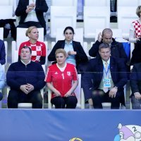 Kolinda Grabar Kitarović navija za hrvatske vaterpoliste