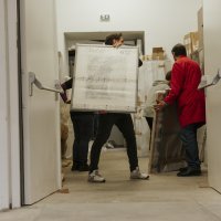 David Maljković, postavljanje izložbe 'S kolekcijom'