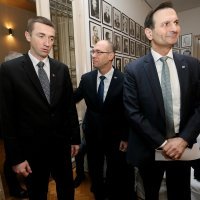 Miro Kovač, Ivan Penava i Davor Ivo Stier održali zajedničku konferenciju za medije