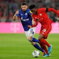 Bayern (Alphonso Davies) - Schalke (Daniel Caligiuri)