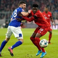 Bayern (Alphonso Davies) - Schalke (Daniel Caligiuri)