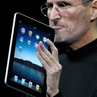 Steve Jobs predstavlja prvi iPad