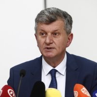 Tiskovna konferencija Milana Kujundžića