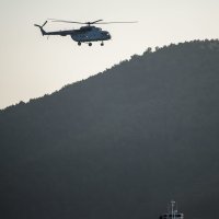 Intenzivna potraga za nestalim pilotom nakon pada helikoptera