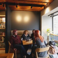 Damir Martinović Mrle, Tereza Kesovija i Zoran Prodanović Prlja uz Danijelu Anu Morić