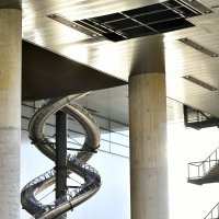 Otrgnute ploče na MSU