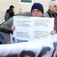 Prosvjed protiv izmjena GUP-a ispred zagrebačke skupštine