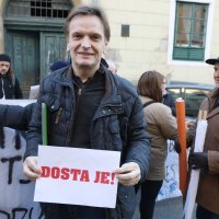 Prosvjed protiv izmjena GUP-a ispred zagrebačke skupštine