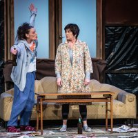 U HNK premijerno izvedena komedija 'Žene u crvenom'