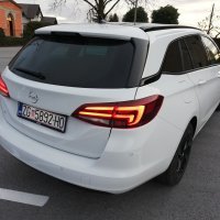 Opel Astra Sports Tourer Elegance D1.5DVH MT6