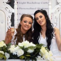 Robyn Peoples i Sharni Edwards