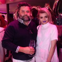 Ella Dvornik, Charles Pearce