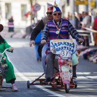 Opatija: Balinjerada, uzbudljiva utrka maškara na vozilima s kugličnim ležajevima