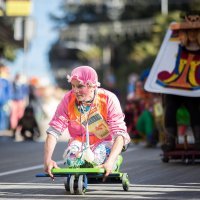 Opatija: Balinjerada, uzbudljiva utrka maškara na vozilima s kugličnim ležajevima