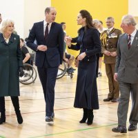 Princ Charles i Camilla Parker, princ William i Kate Middleton