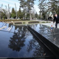 Predsjednik Zoran Milanović položio vijence na groblju Mirogoj