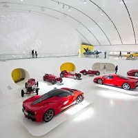 Muzej Enzo Ferrari u Modeni